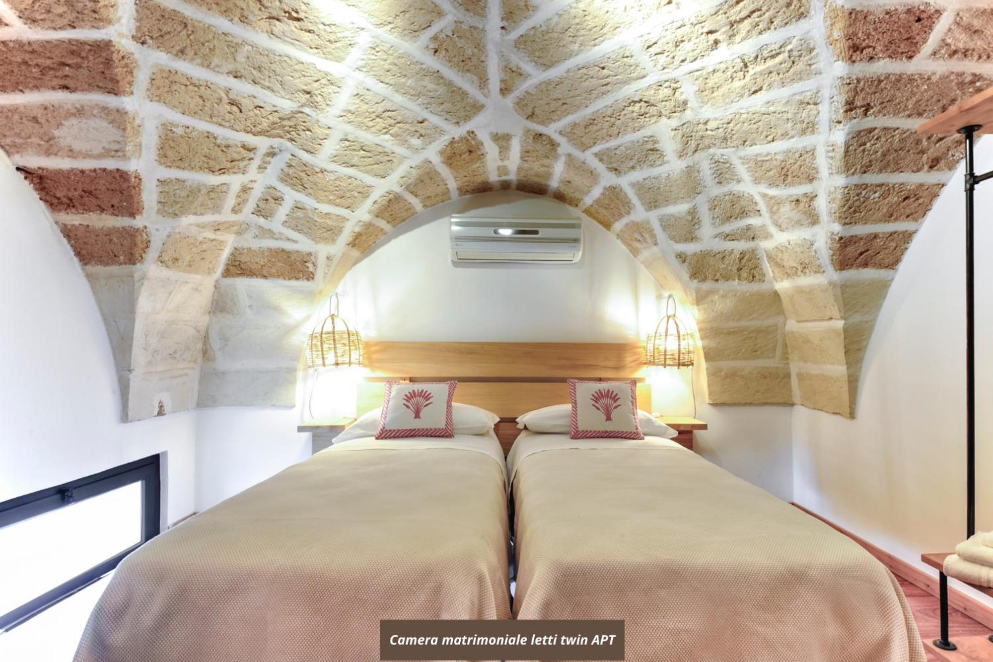 Castriota19 - Jacuzzi Room & Apartment Sit Lecce Esterno foto